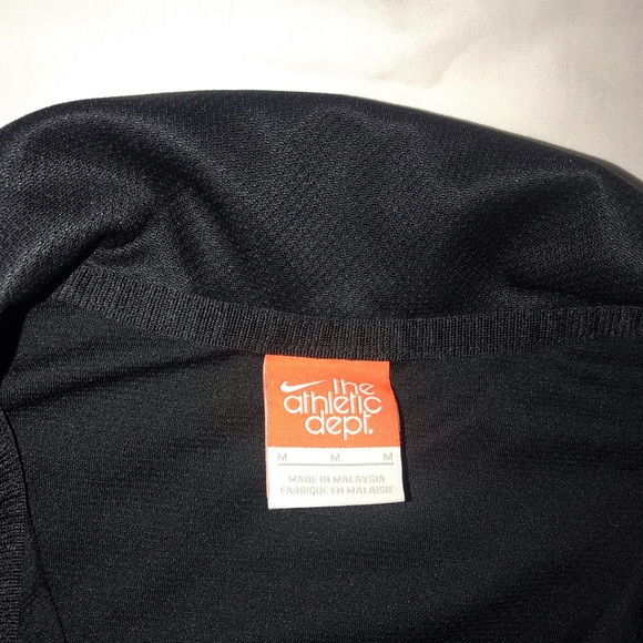 Nike polo shirt. - Picture 3 of 3